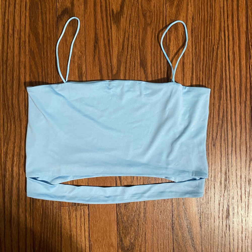 Crop tops blue and maroon